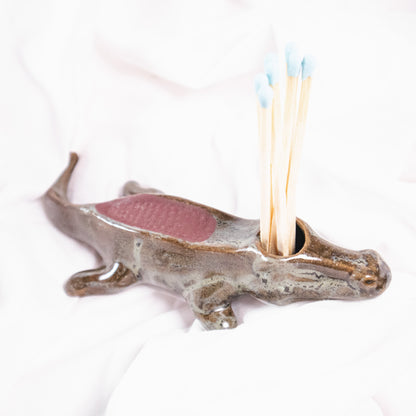 Alligator Match Holder with Striker