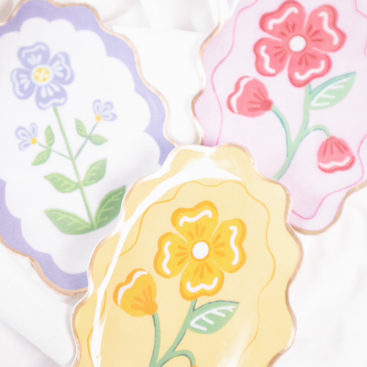Flower Scalloped Tray