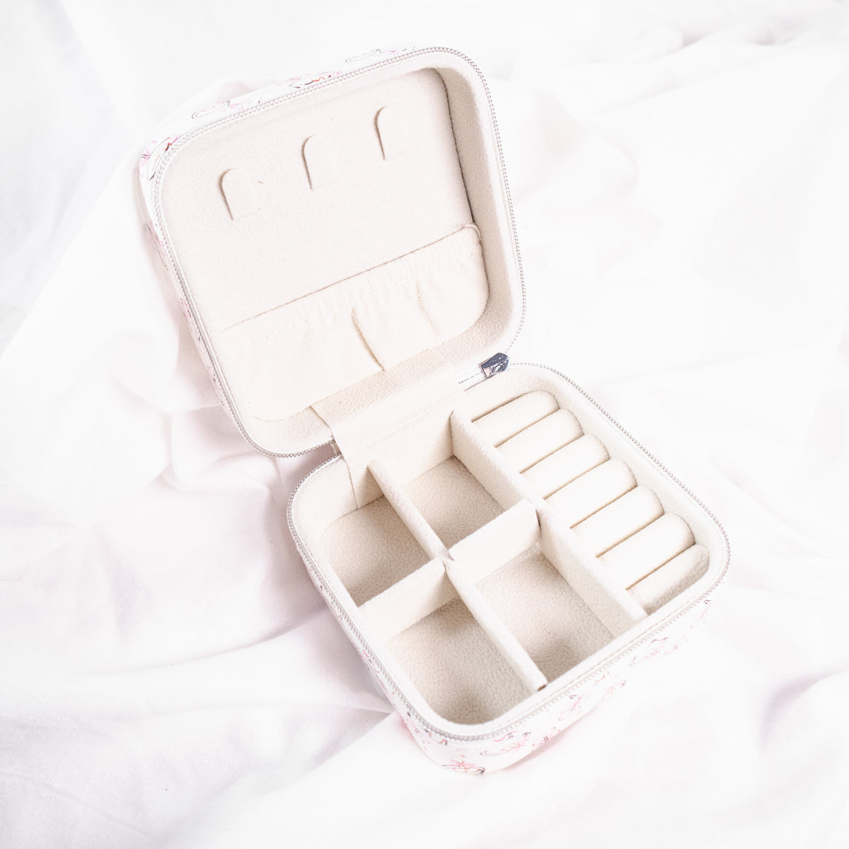 Bowtini Travel Jewelry Organizer
